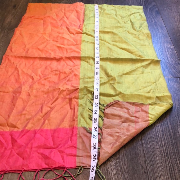 Silk scarf - Picture 3 of 3